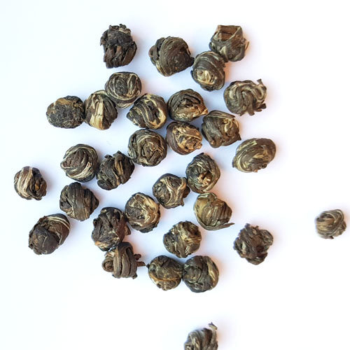 Valkoinen Mustikkahelmi